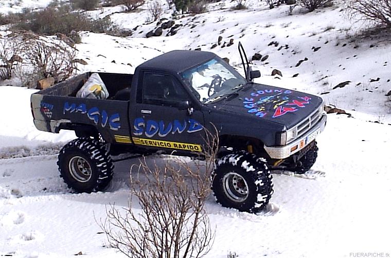 Toyota Hilux preparada 4x4